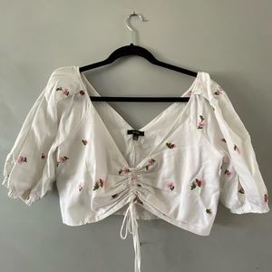 NEVER WORN. Crop Top with Floral Detail.